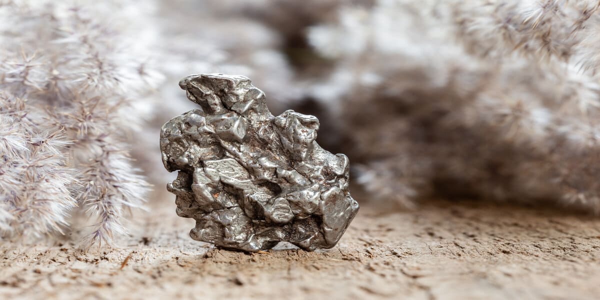 fragment-of-iron-meteorite-found